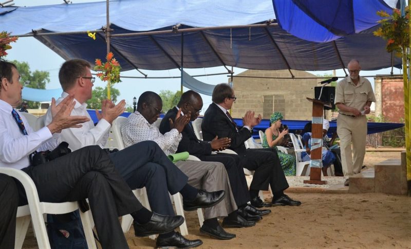 Högtidlig invigning av laboratoriet i Benin